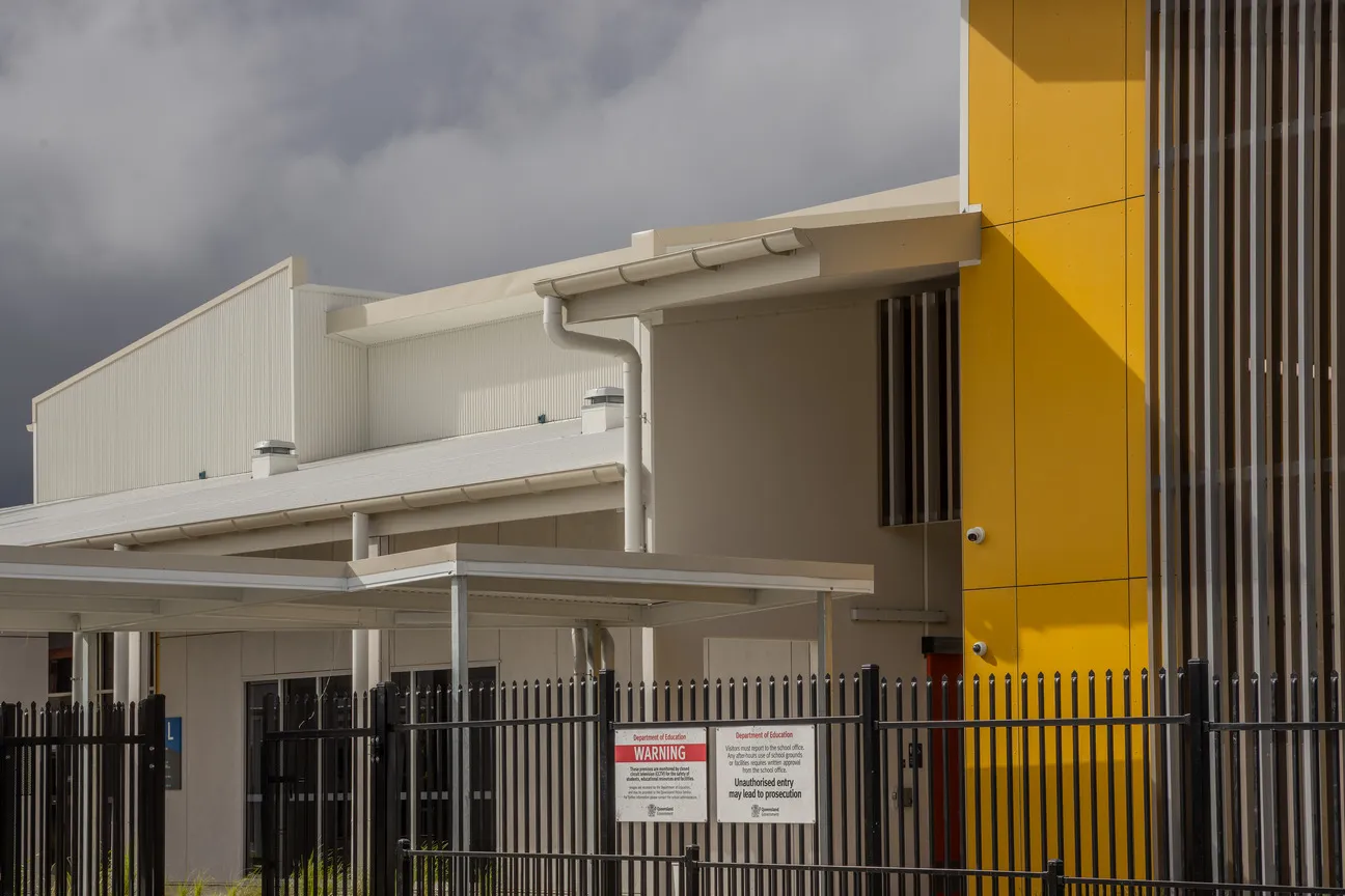 Palmview School Building Exterior